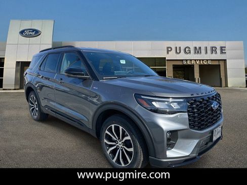 New 2026 Ford Explorer ST-Line RWD image 1