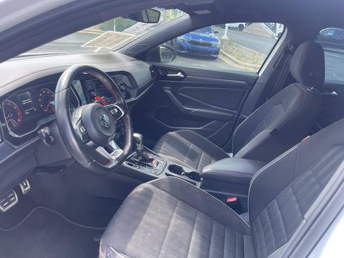 Used 2019 Volkswagen Jetta GLI FWD image 11
