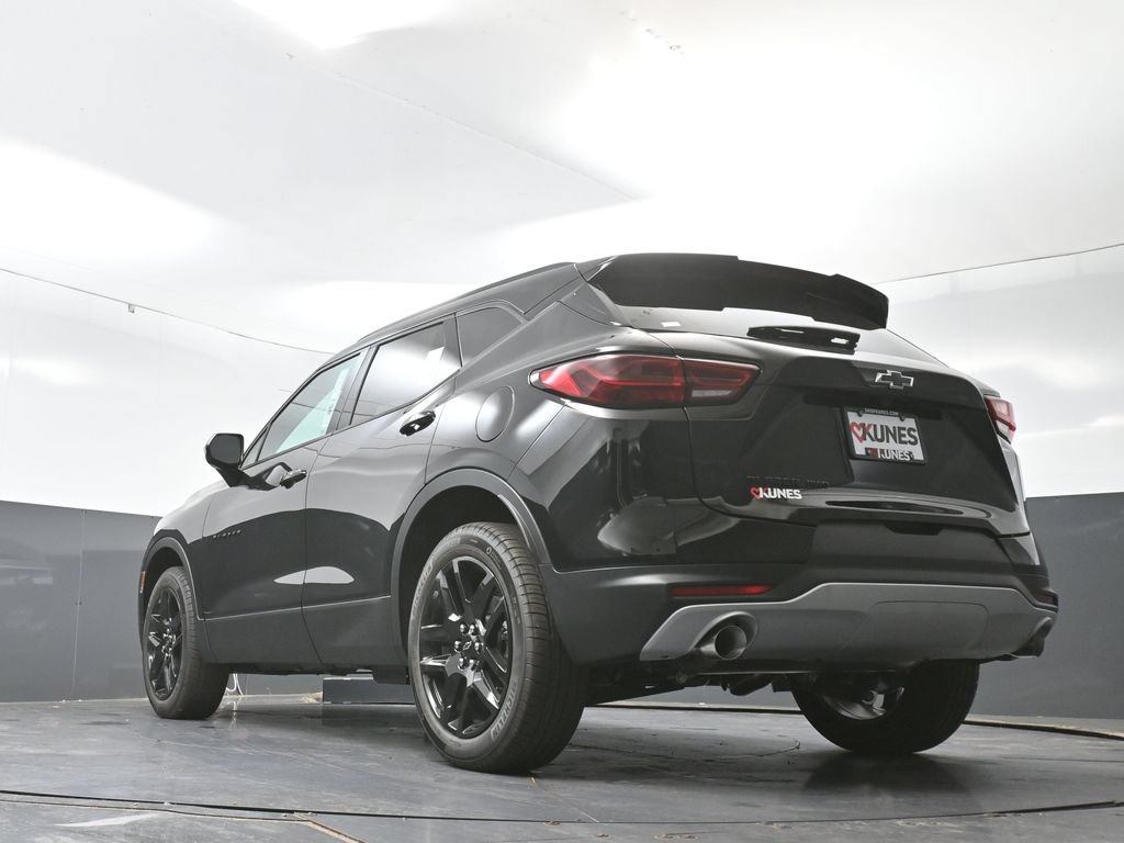 New 2026 Chevrolet Blazer LT w/ Convenience Package AWD/4WD image 43