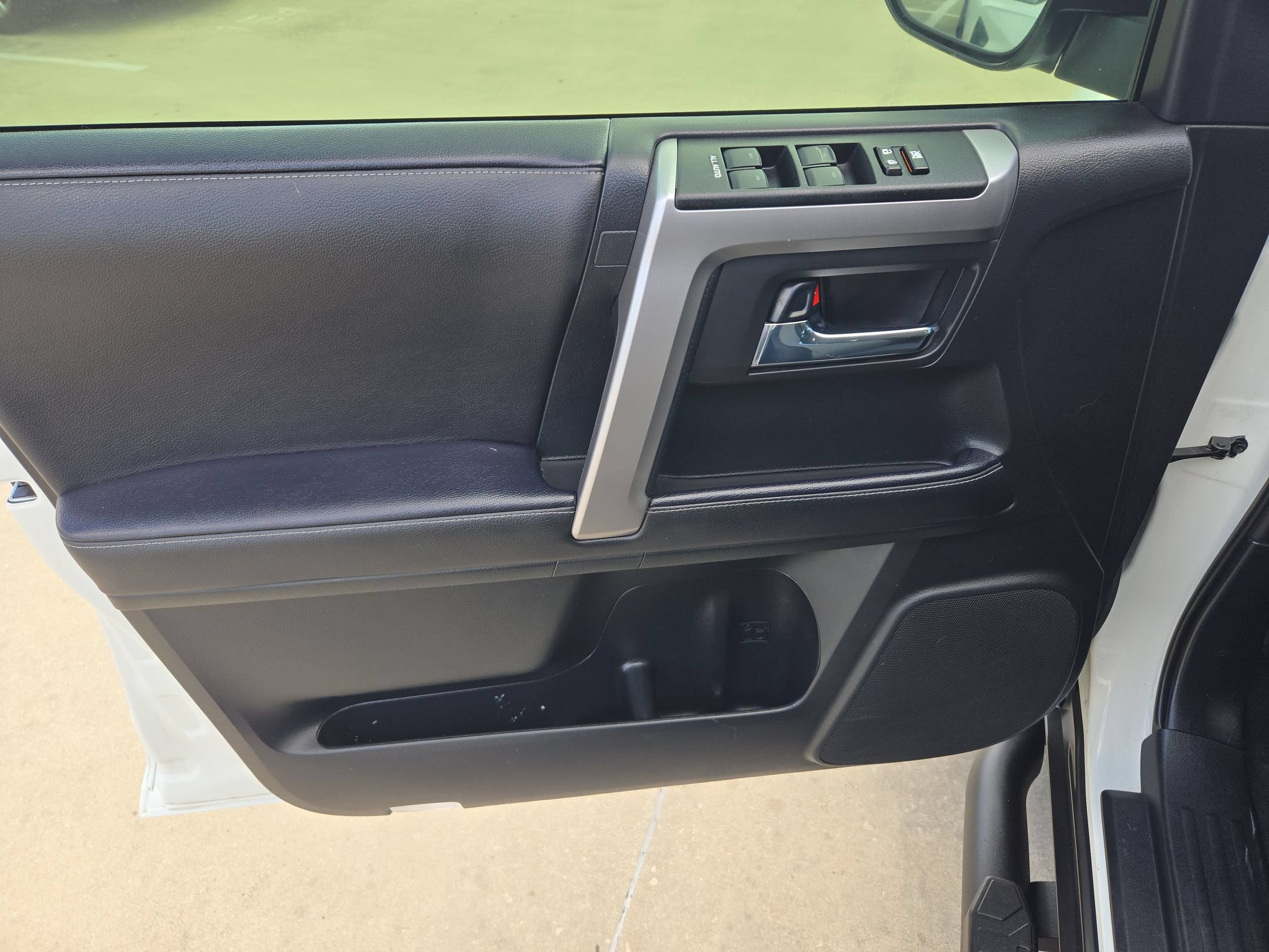 Used 2023 Toyota 4Runner SR5 RWD image 11