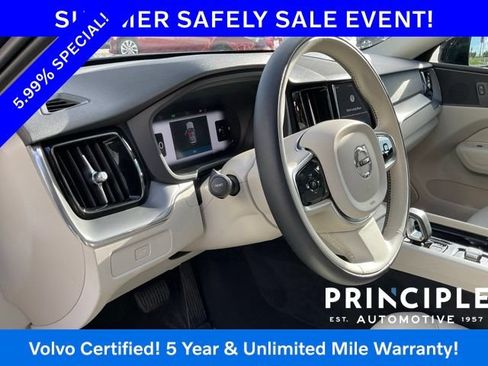 Certified 2024 Volvo XC60 B5 Core AWD/4WD image 15