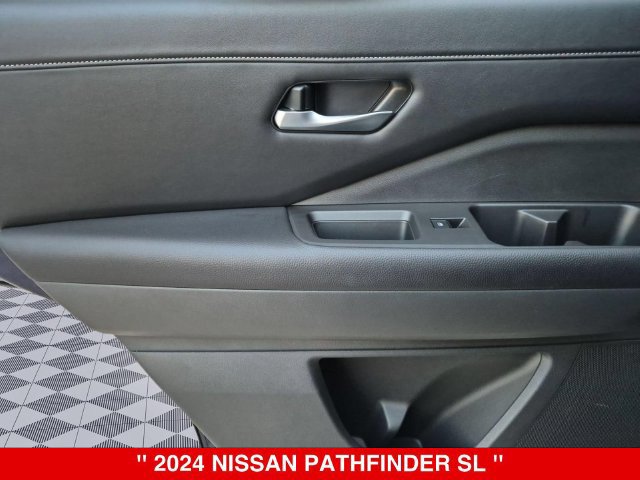 Certified 2024 Nissan Pathfinder SL AWD/4WD image 30