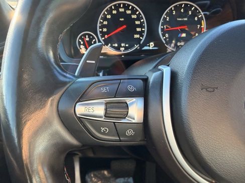 Used 2015 BMW X6 M image 18