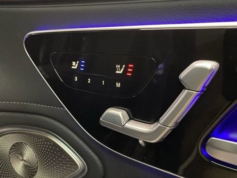 Used 2023 Mercedes-Benz EQS 580 4MATIC Sedan image 79