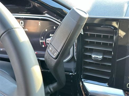 New 2026 GMC Sierra 1500 Elevation image 13