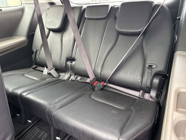 Used 2025 Kia Carnival SX FWD image 16