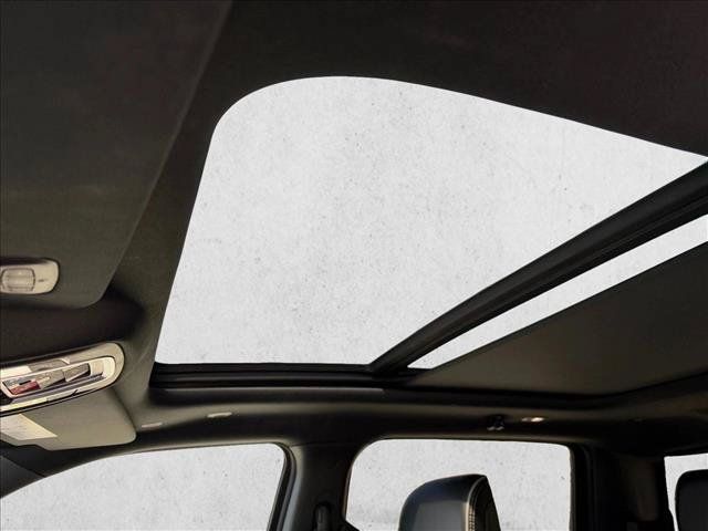 Used 2023 RAM 1500 Laramie AWD/4WD image 16