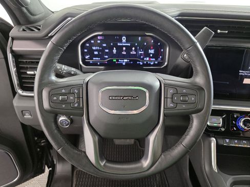 Used 2024 GMC Sierra 2500 Denali Ultimate image 32