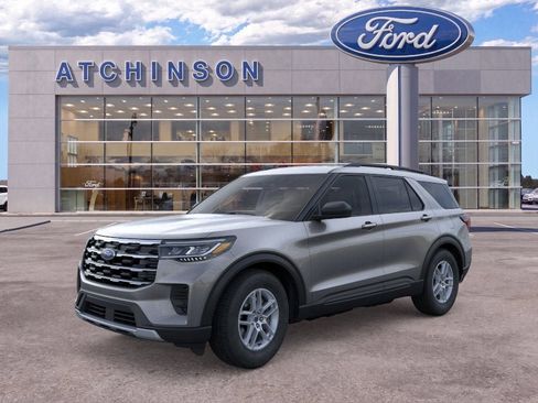 Used 2026 Ford Explorer Active AWD/4WD image 1