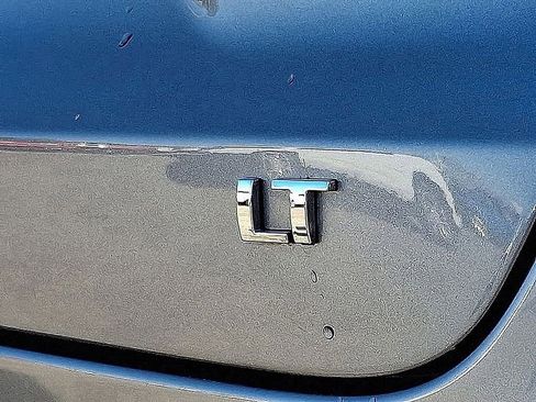 Used 2024 Chevrolet Trax LT w/ Driver Confidence Package image 36