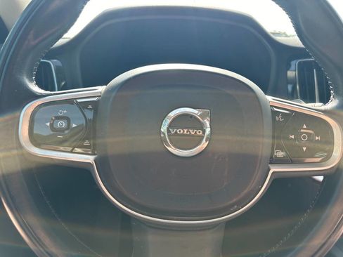Used 2019 Volvo S60 T5 Momentum w/ Premium Package image 18
