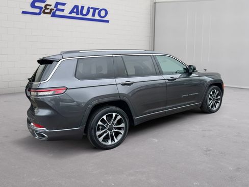 Used 2022 Jeep Grand Cherokee L Overland w/ Luxury Tech Group IV AWD/4WD image 4