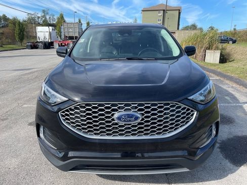 Certified 2023 Ford Edge SEL w/ Convenience Package image 2