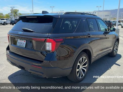 Used 2025 Ford Explorer ST-Line w/ Premium Package RWD image 6