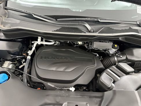 Certified 2024 Honda Ridgeline Black Edition image 10