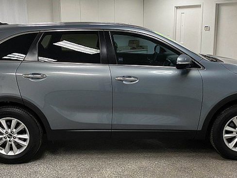 Used 2020 Kia Sorento L image 7