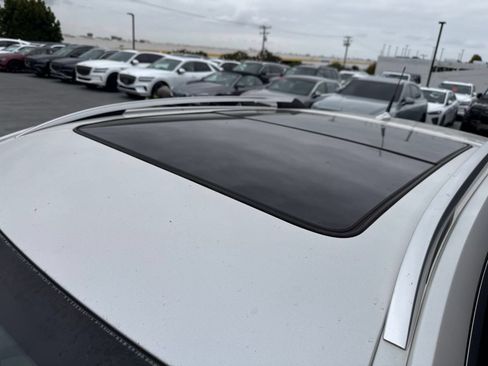 Used 2013 Cadillac SRX Performance w/ Driver Assist Package AWD/4WD image 4