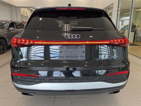 Used 2025 Audi Q5 Premium AWD/4WD image 7
