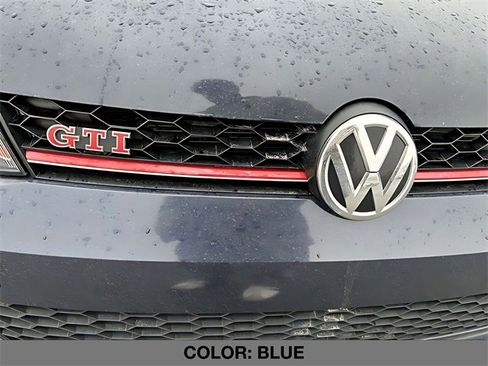 Used 2017 Volkswagen GTI Sport image 7