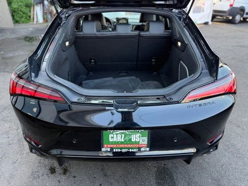 Used 2023 Acura Integra A-Spec image 10