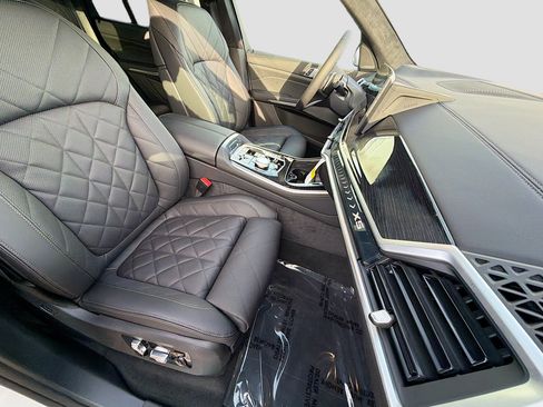 New 2026 BMW X5 xDrive50e w/ Executive Package AWD/4WD image 15