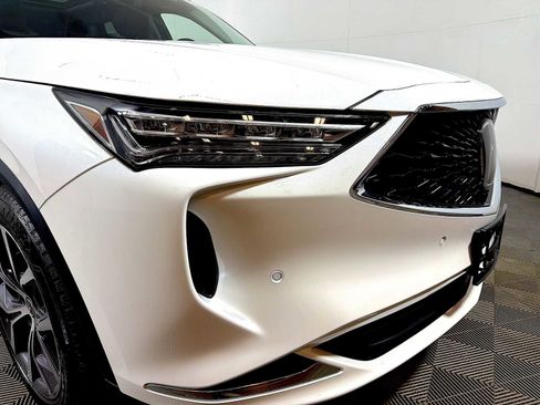 Used 2024 Acura MDX SH-AWD w/ Technology Package image 25
