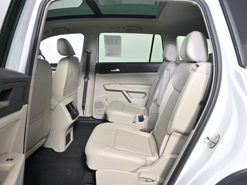 Used 2022 Volkswagen Atlas SE AWD/4WD image 18