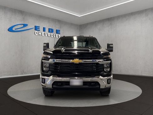 New 2026 Chevrolet Silverado 3500 LT w/ All Star Edition AWD/4WD image 8
