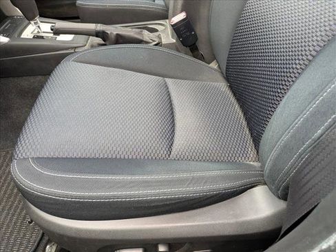 Used 2016 Subaru Forester 2.5i Premium w/ All-Weather Package image 11