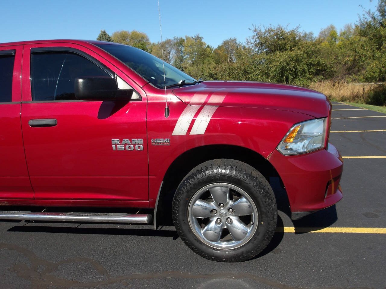 Used 2014 RAM 1500 Express AWD/4WD image 30