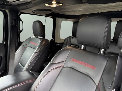 Used 2021 Jeep Wrangler Unlimited Rubicon w/ Xtreme Recon 35" Tire Package image 13