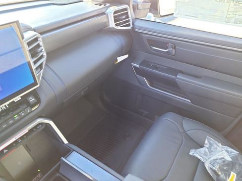 New 2025 Toyota Tundra Platinum image 19
