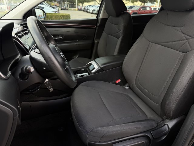 Used 2023 Hyundai Tucson SE FWD image 23