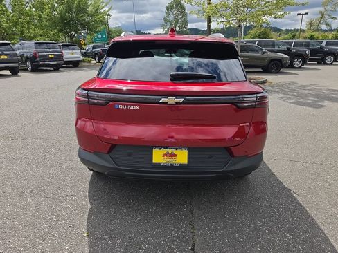 New 2026 Chevrolet Equinox EV LT FWD image 5