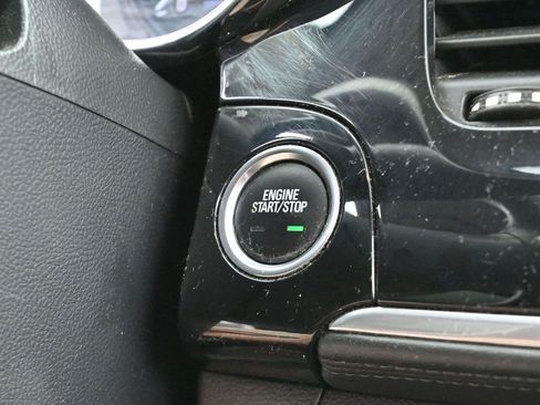 Used 2021 Buick Encore Preferred FWD image 23