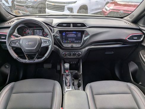 Used 2023 Chevrolet TrailBlazer RS w/ Sun and Liftgate Package image 16