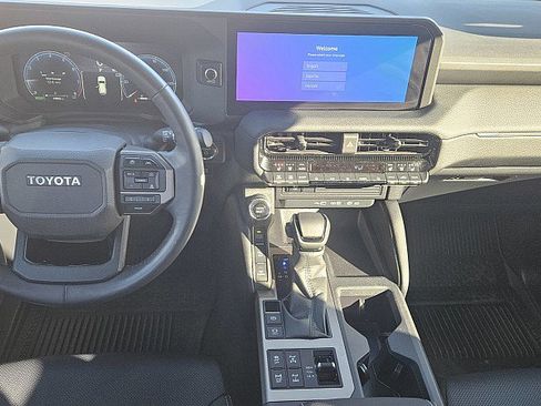 Used 2024 Toyota Land Cruiser image 10