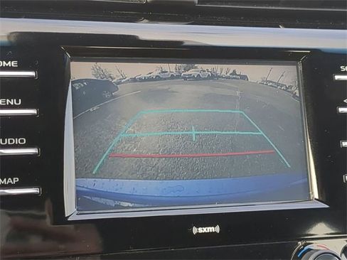 Used 2020 Toyota Camry LE image 18