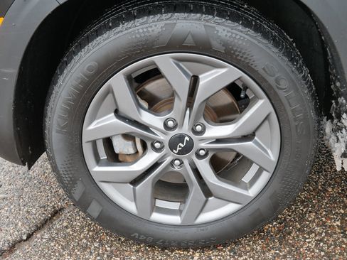 Certified 2024 Kia Seltos LX image 15