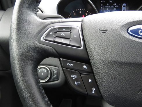 Used 2019 Ford Escape Titanium AWD/4WD image 22