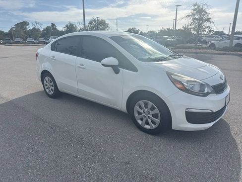 Used 2016 Kia Rio LX image 2