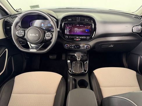 Used 2024 Kia Soul GT-Line image 13