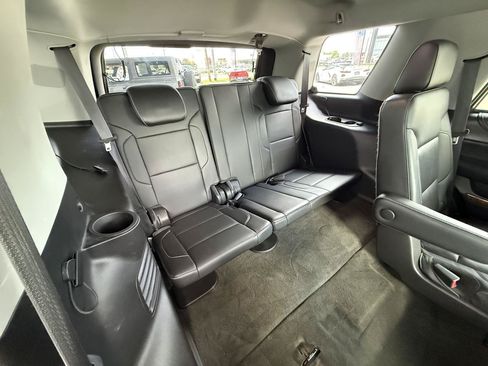 Used 2015 Chevrolet Tahoe LTZ AWD/4WD image 33