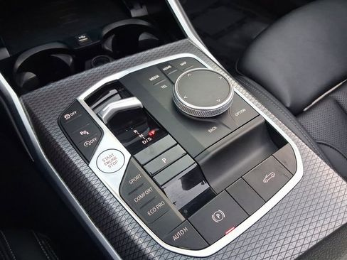 Used 2025 BMW 430i Convertible w/ Premium Package RWD image 18