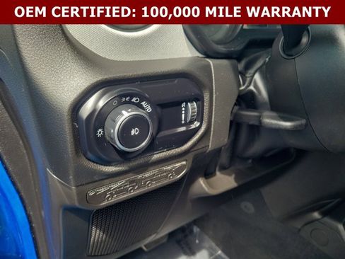 Certified 2025 Jeep Wrangler Sport AWD/4WD image 22