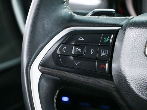 Used 2023 Jeep Grand Cherokee 4WD 4xe image 13