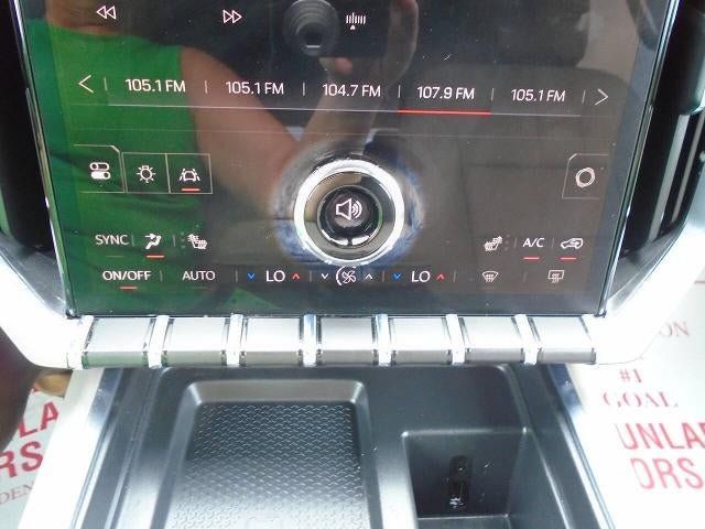 Used 2026 GMC Acadia Elevation w/ Elevation Premium Package AWD/4WD image 15