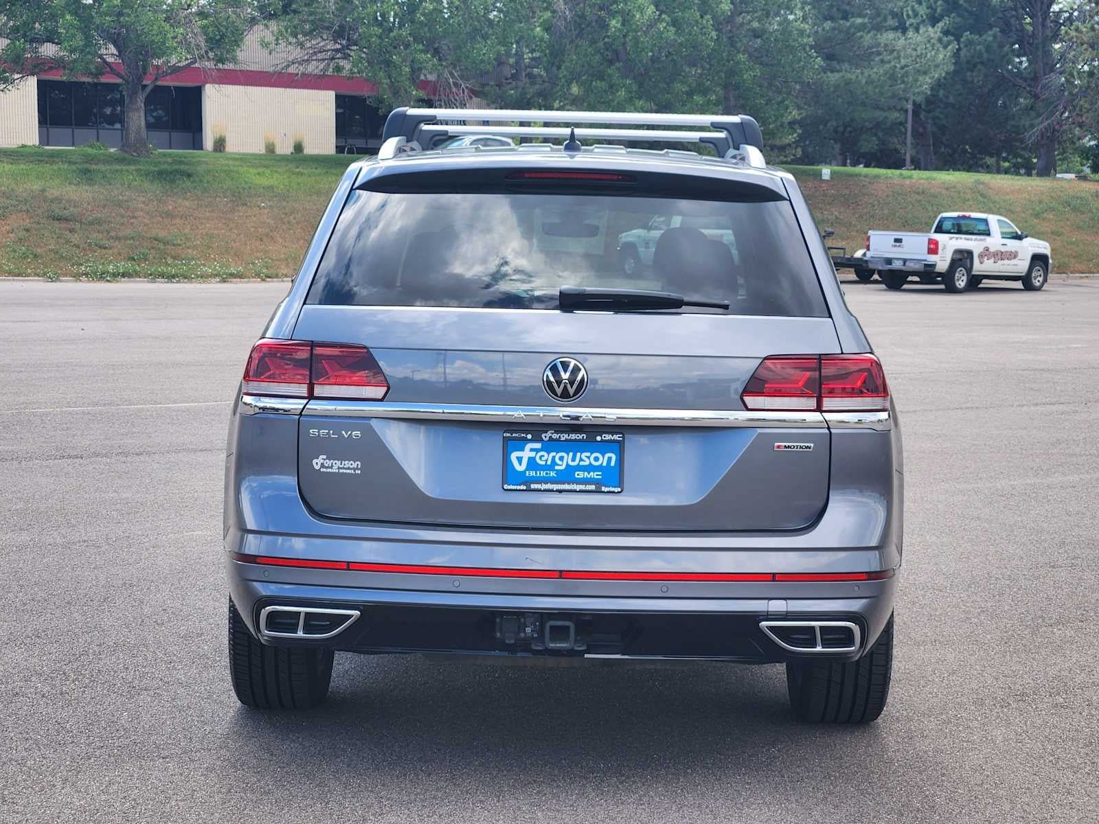 Used 2022 Volkswagen Atlas SEL R-Line AWD/4WD image 14