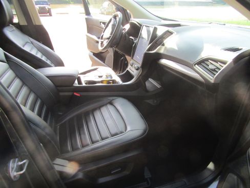 Certified 2023 Ford Edge SEL w/ Convenience Package image 22