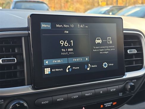 New 2026 Hyundai Venue SE image 22